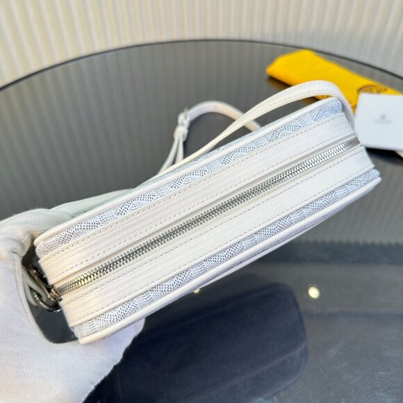 Goyard Handbags - Picture 4 of 9